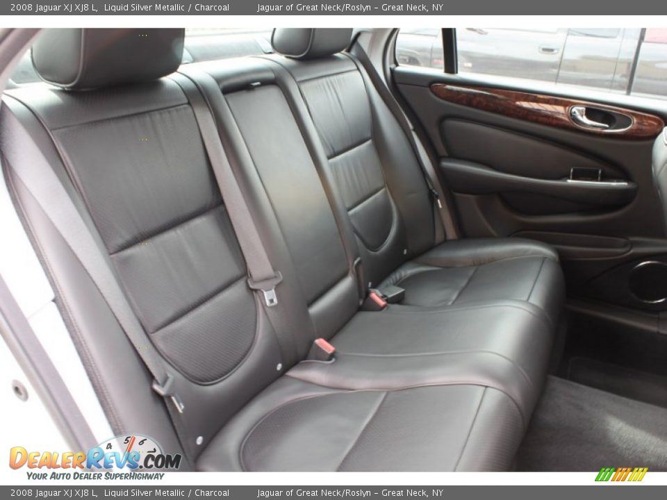 Rear Seat of 2008 Jaguar XJ XJ8 L Photo #13