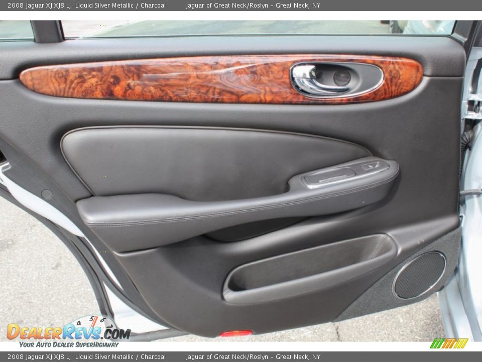 Door Panel of 2008 Jaguar XJ XJ8 L Photo #16