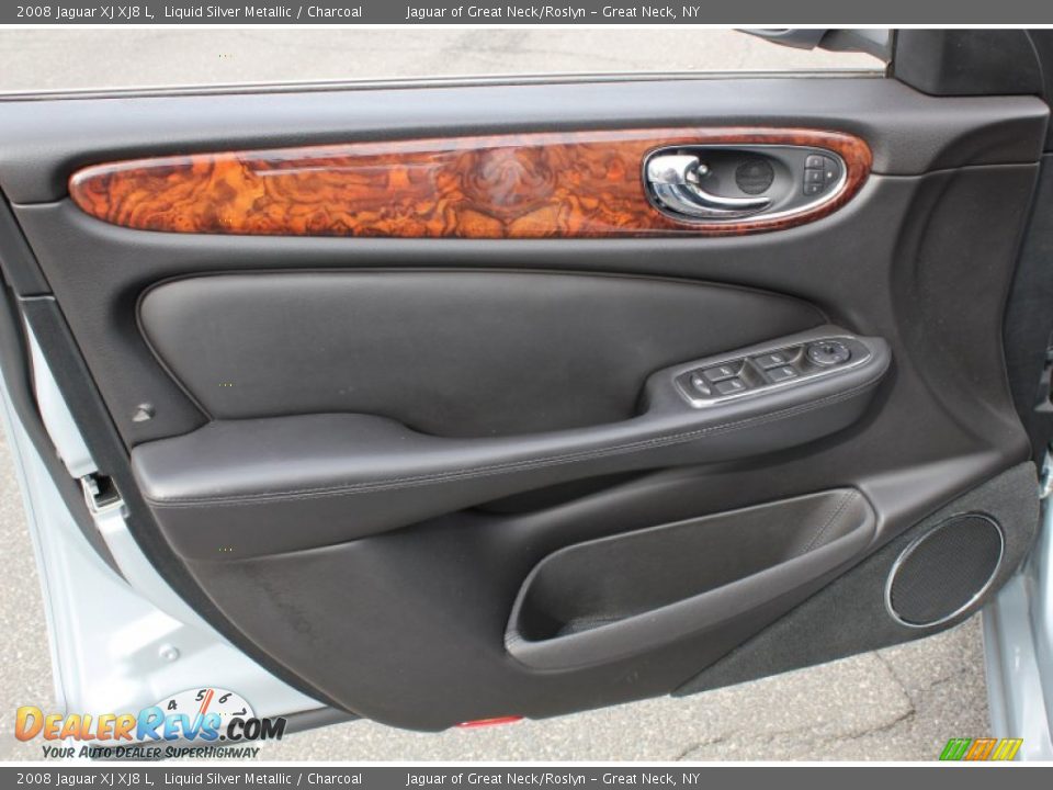 Door Panel of 2008 Jaguar XJ XJ8 L Photo #20