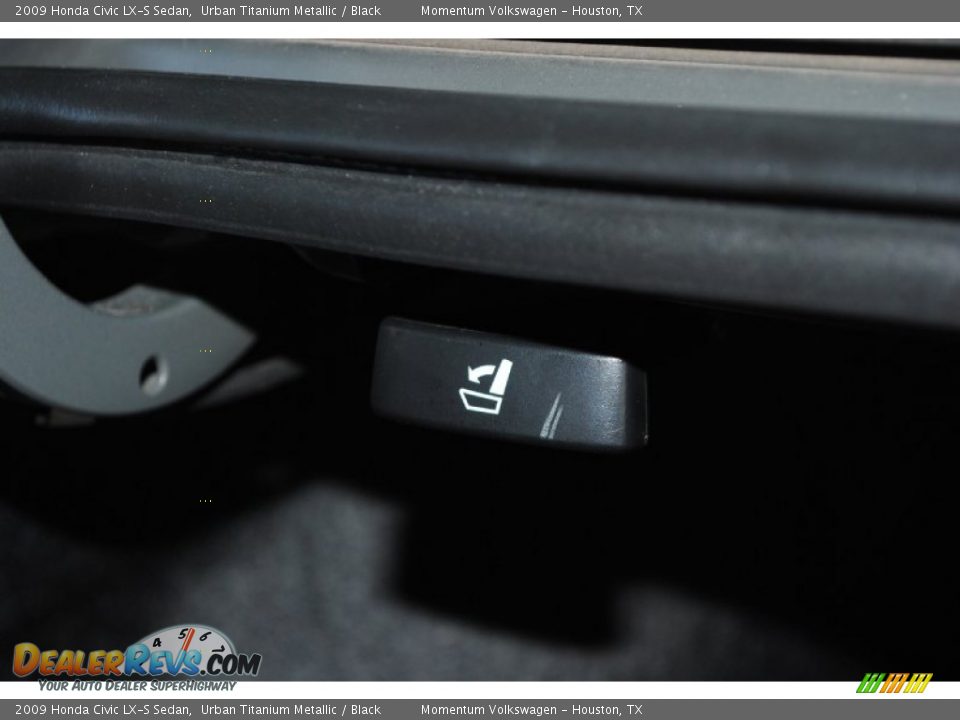 2009 Honda Civic LX-S Sedan Urban Titanium Metallic / Black Photo #18