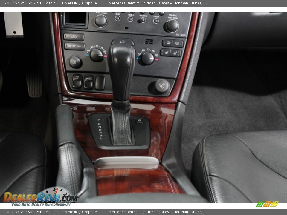 2007 Volvo S60 2.5T Shifter Photo #11