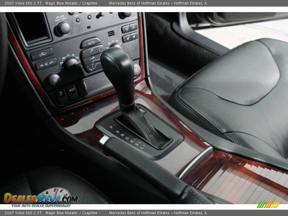 2007 Volvo S60 2.5T Shifter Photo #12