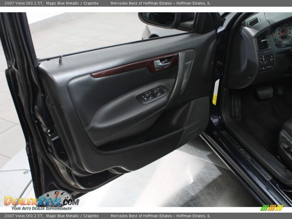 Door Panel of 2007 Volvo S60 2.5T Photo #16