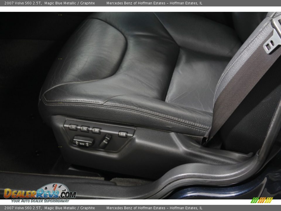 Front Seat of 2007 Volvo S60 2.5T Photo #20