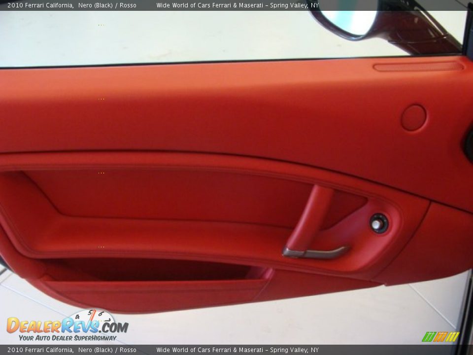 Door Panel of 2010 Ferrari California  Photo #16