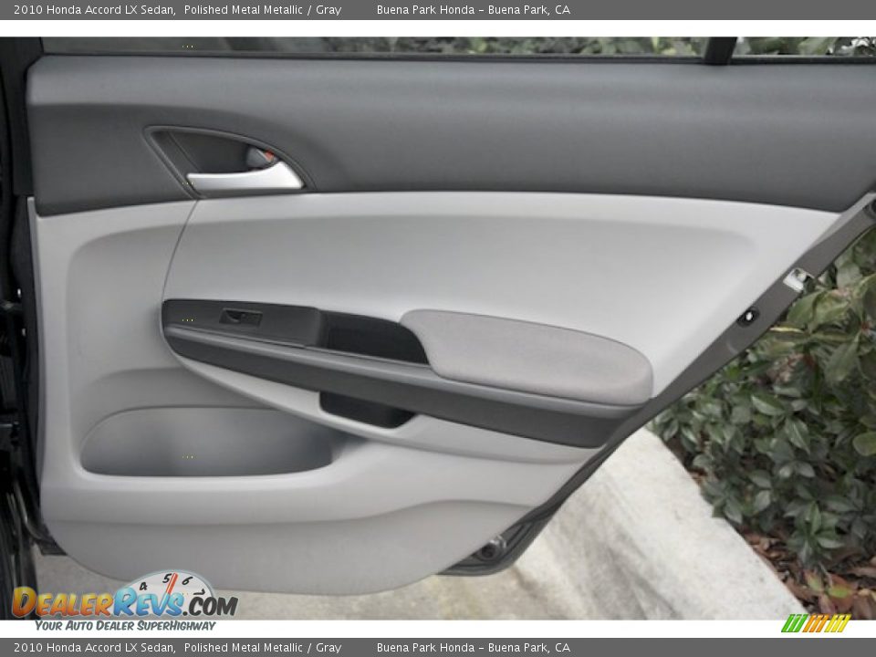 2010 Honda Accord LX Sedan Polished Metal Metallic / Gray Photo #26