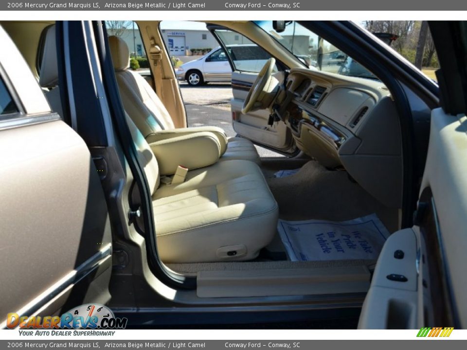2006 Mercury Grand Marquis LS Arizona Beige Metallic / Light Camel Photo #16