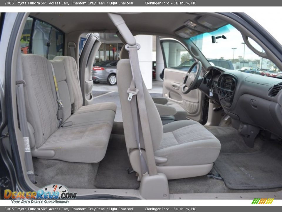 Light Charcoal Interior - 2006 Toyota Tundra SR5 Access Cab Photo #13