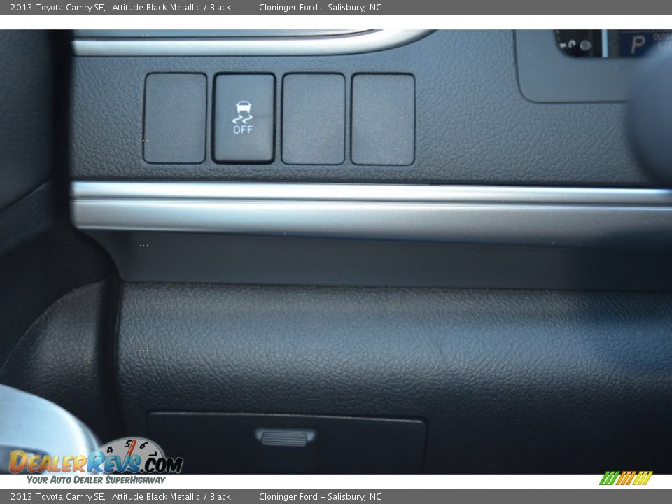 2013 Toyota Camry SE Attitude Black Metallic / Black Photo #23