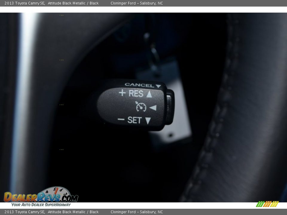 2013 Toyota Camry SE Attitude Black Metallic / Black Photo #26
