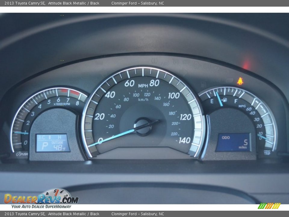 2013 Toyota Camry SE Gauges Photo #28