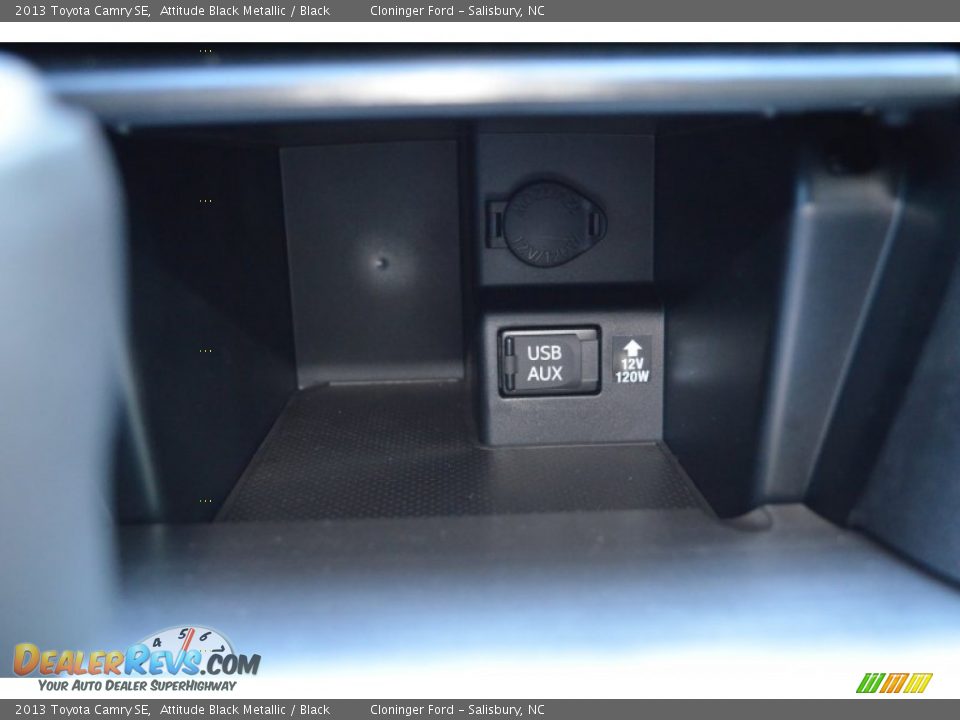 2013 Toyota Camry SE Attitude Black Metallic / Black Photo #31