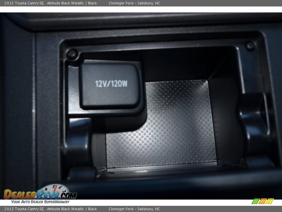 2013 Toyota Camry SE Attitude Black Metallic / Black Photo #33