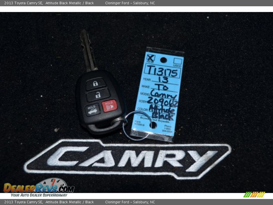 2013 Toyota Camry SE Attitude Black Metallic / Black Photo #34