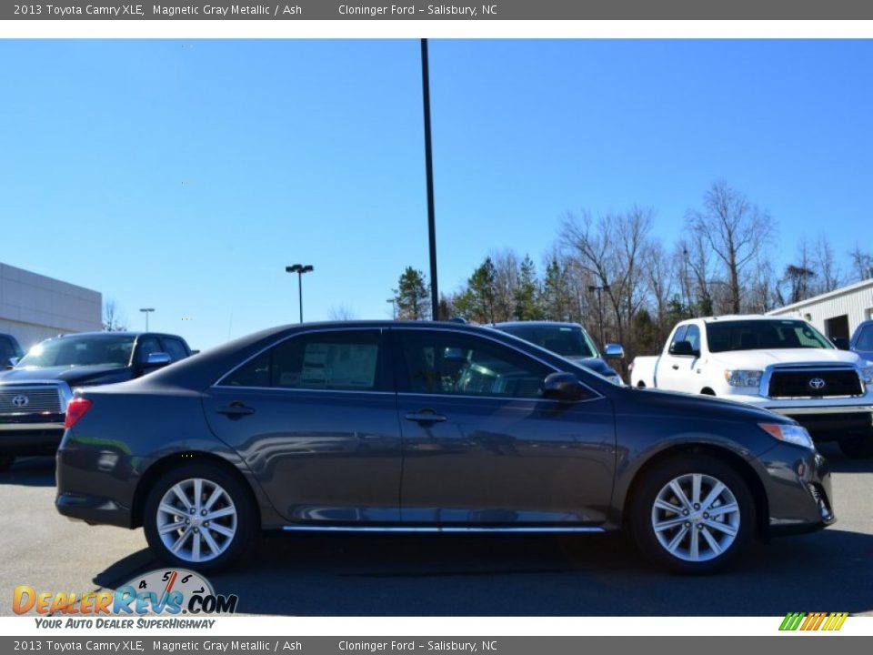 2013 Toyota Camry XLE Magnetic Gray Metallic / Ash Photo #6