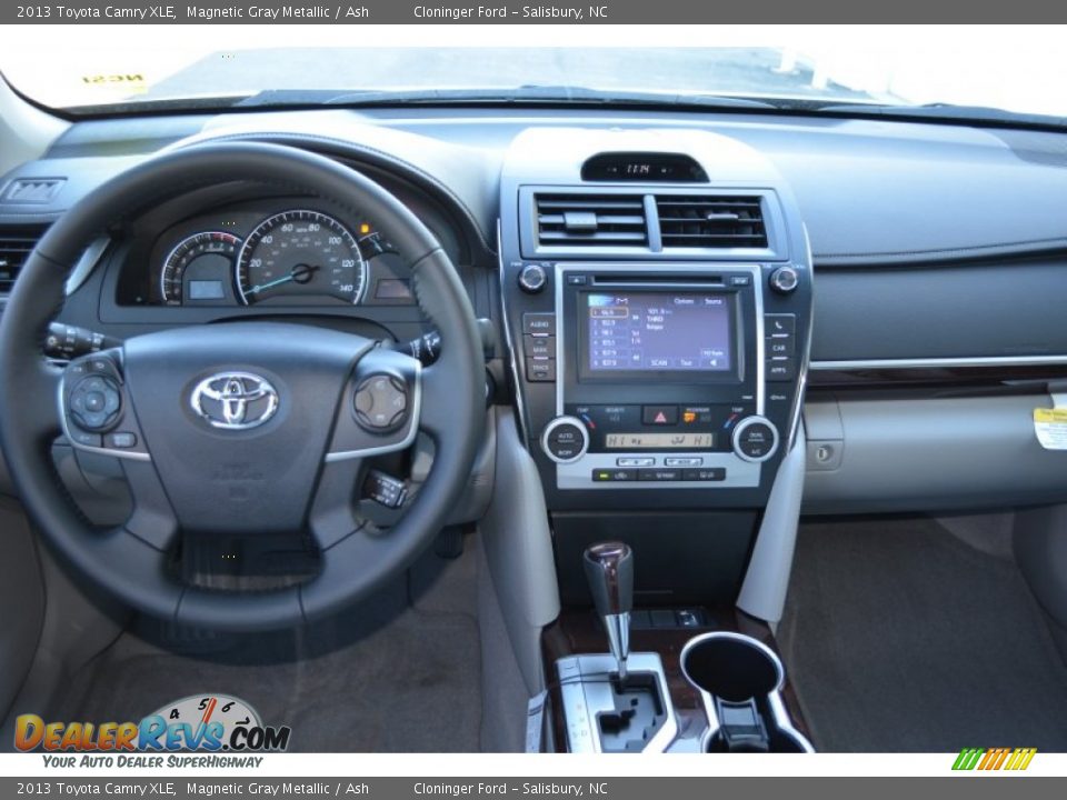 2013 Toyota Camry XLE Magnetic Gray Metallic / Ash Photo #21