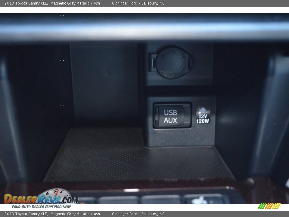 2013 Toyota Camry XLE Magnetic Gray Metallic / Ash Photo #35