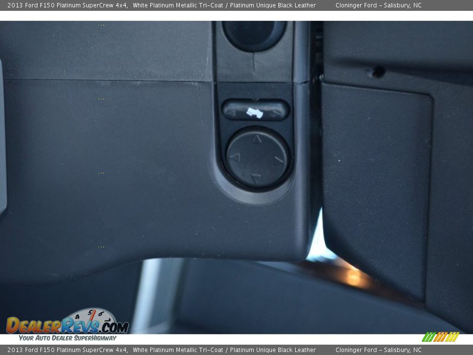 2013 Ford F150 Platinum SuperCrew 4x4 White Platinum Metallic Tri-Coat / Platinum Unique Black Leather Photo #31