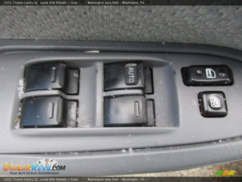 2001 Toyota Camry LE Lunar Mist Metallic / Gray Photo #12