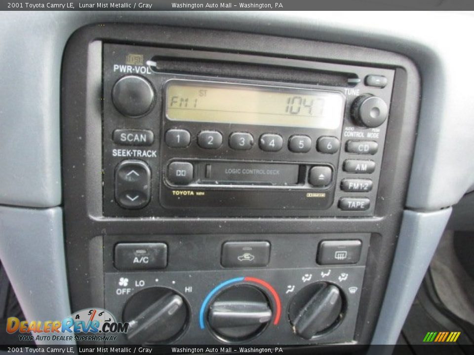 2001 Toyota Camry LE Lunar Mist Metallic / Gray Photo #15