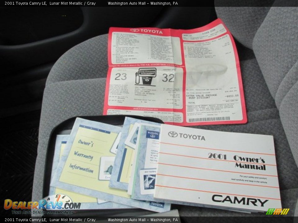 2001 Toyota Camry LE Lunar Mist Metallic / Gray Photo #19
