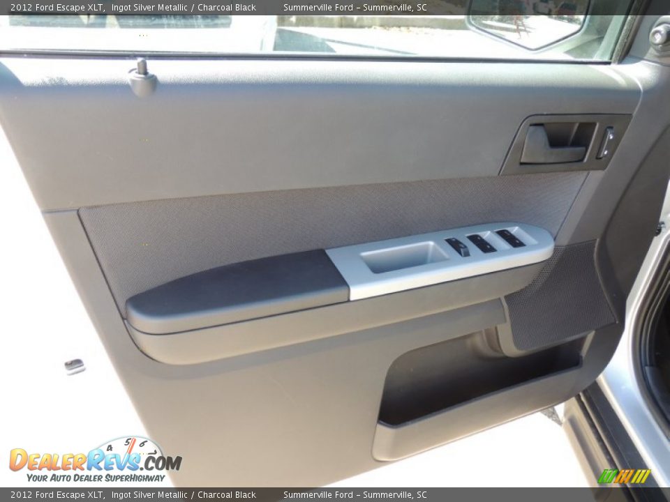 2012 Ford Escape XLT Ingot Silver Metallic / Charcoal Black Photo #6