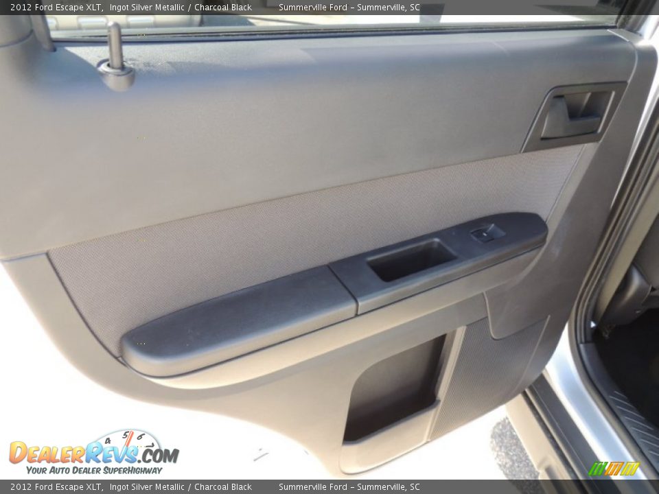 2012 Ford Escape XLT Ingot Silver Metallic / Charcoal Black Photo #8