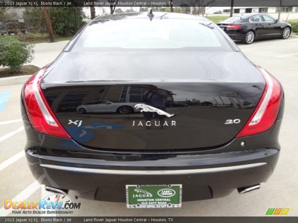 2013 Jaguar XJ XJ Ebony Black / Jet Photo #9