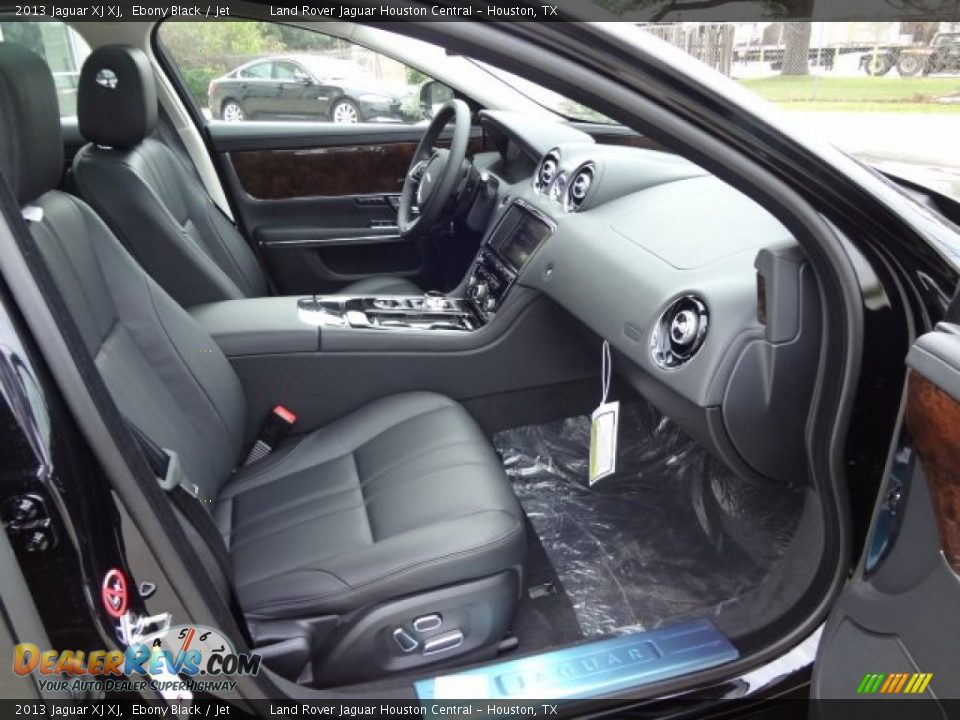 Front Seat of 2013 Jaguar XJ XJ Photo #12