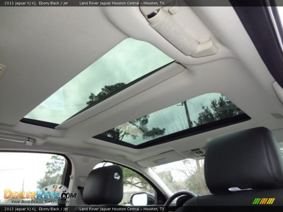 Sunroof of 2013 Jaguar XJ XJ Photo #15