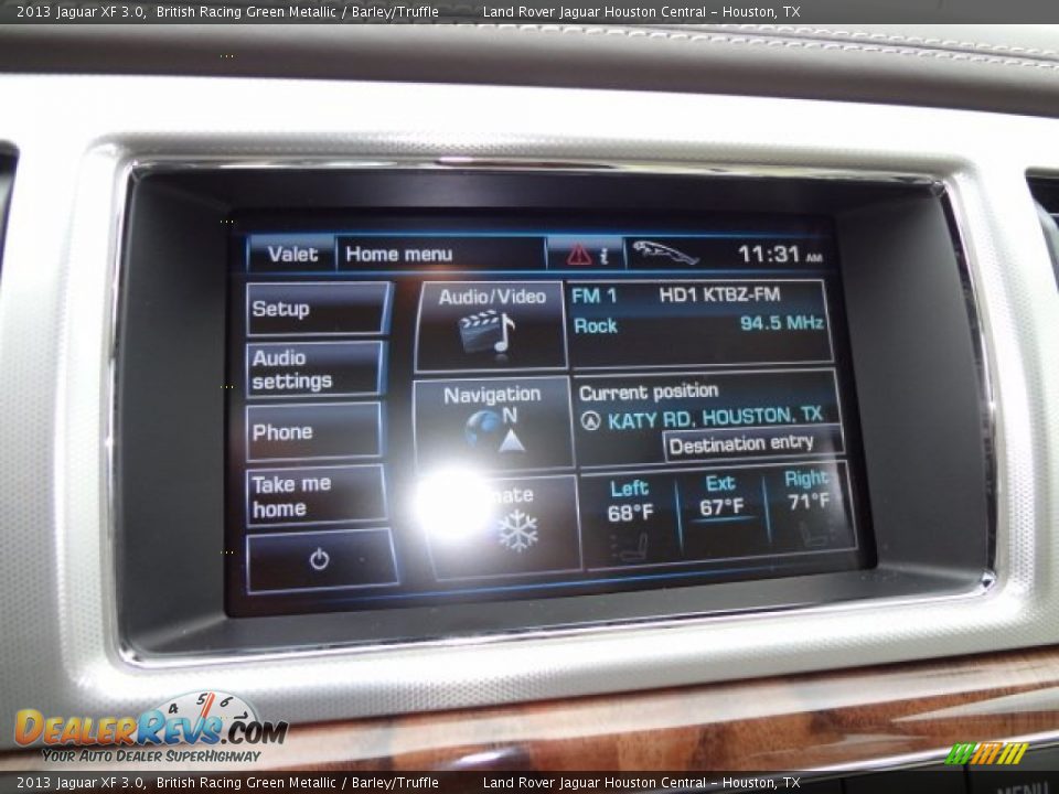 Audio System of 2013 Jaguar XF 3.0 Photo #18