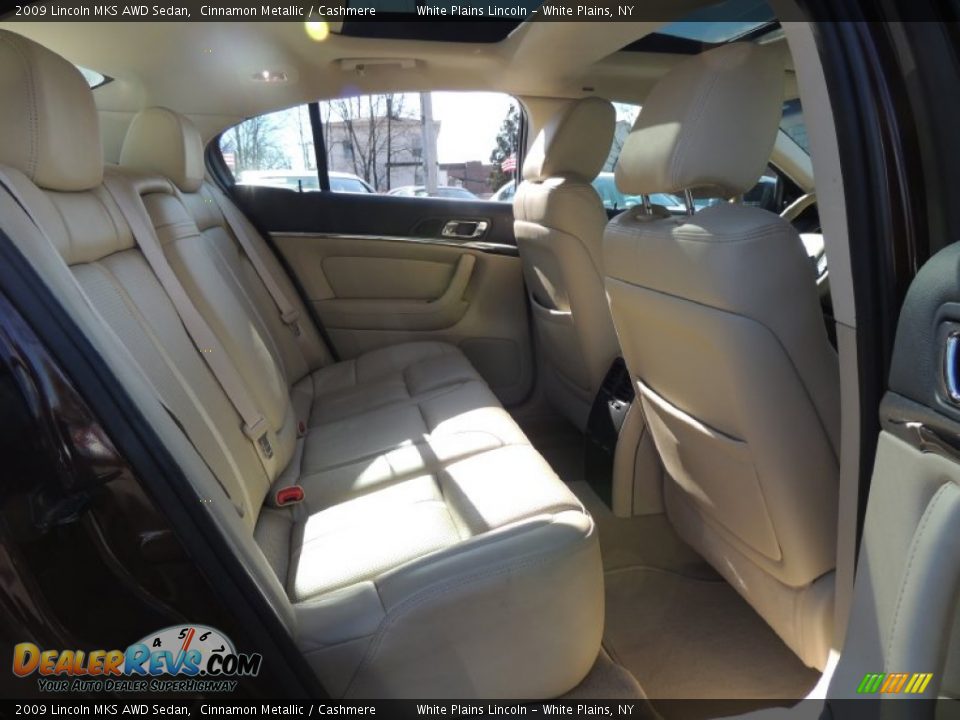 2009 Lincoln MKS AWD Sedan Cinnamon Metallic / Cashmere Photo #11