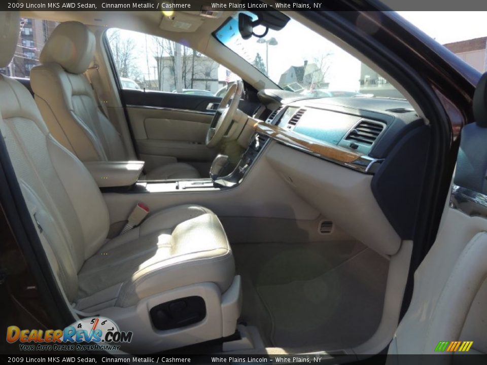 2009 Lincoln MKS AWD Sedan Cinnamon Metallic / Cashmere Photo #13