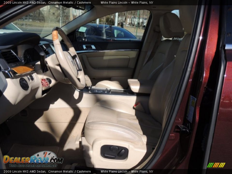 2009 Lincoln MKS AWD Sedan Cinnamon Metallic / Cashmere Photo #16
