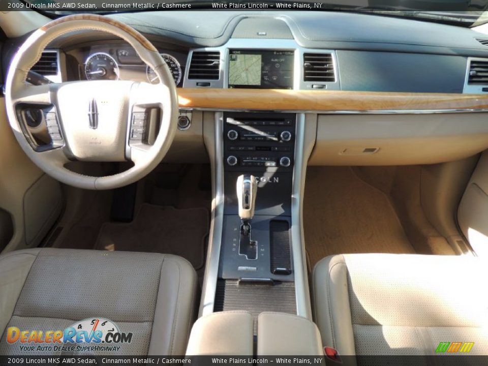 Dashboard of 2009 Lincoln MKS AWD Sedan Photo #18