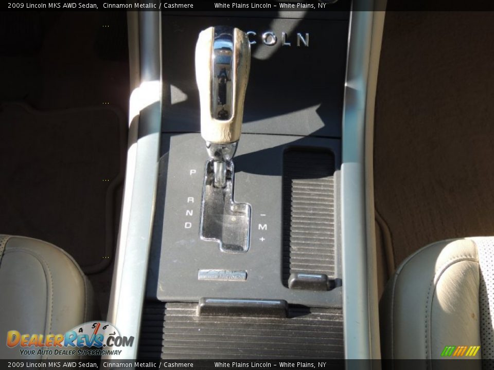 2009 Lincoln MKS AWD Sedan Shifter Photo #25
