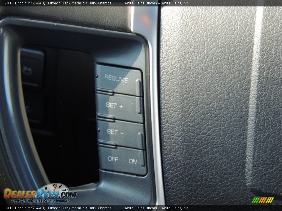 2011 Lincoln MKZ AWD Tuxedo Black Metallic / Dark Charcoal Photo #20