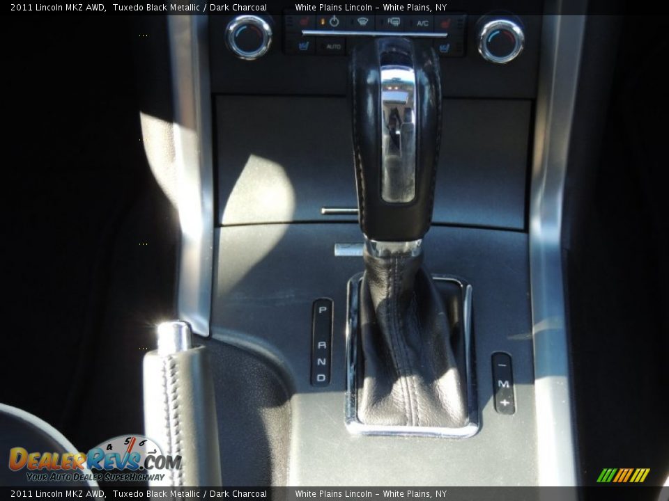 2011 Lincoln MKZ AWD Tuxedo Black Metallic / Dark Charcoal Photo #25