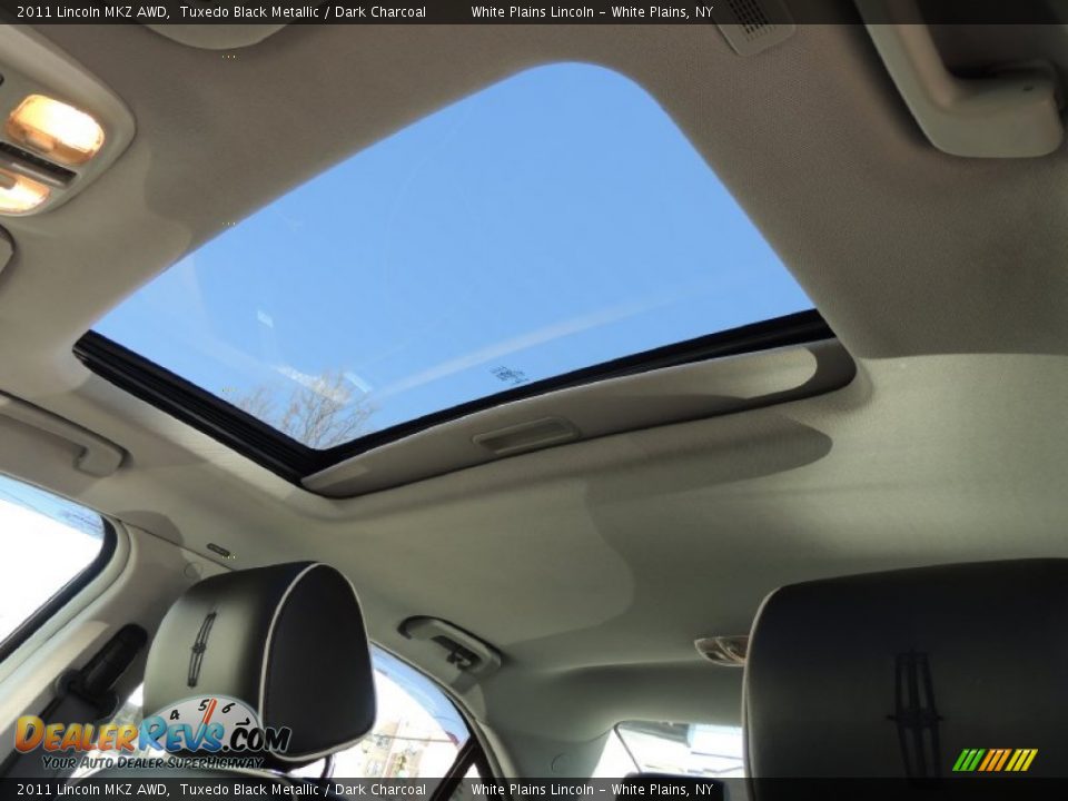 2011 Lincoln MKZ AWD Tuxedo Black Metallic / Dark Charcoal Photo #26