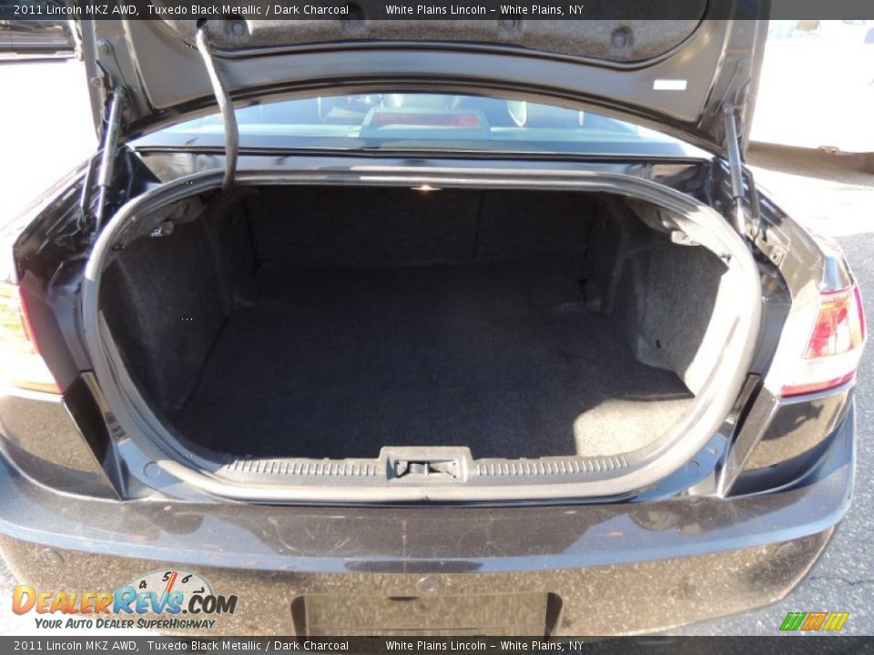 2011 Lincoln MKZ AWD Tuxedo Black Metallic / Dark Charcoal Photo #28