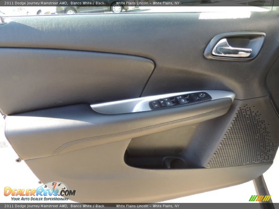 2011 Dodge Journey Mainstreet AWD Bianco White / Black Photo #14