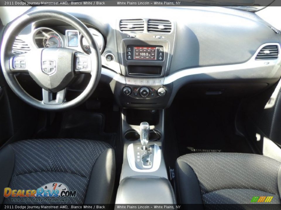 2011 Dodge Journey Mainstreet AWD Bianco White / Black Photo #16