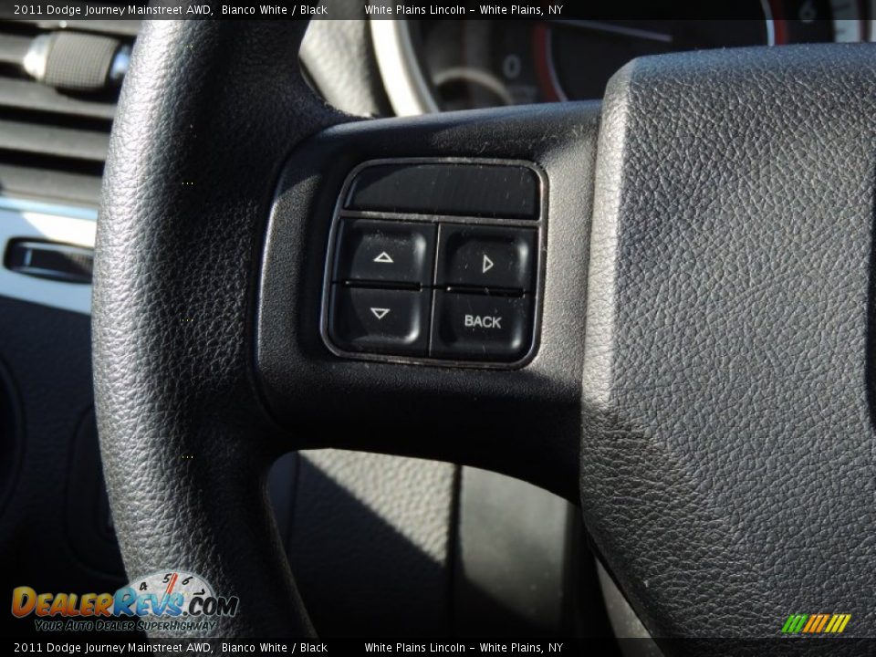 2011 Dodge Journey Mainstreet AWD Bianco White / Black Photo #18