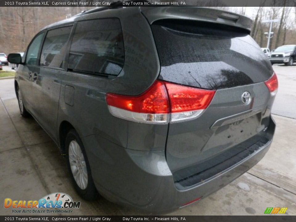 2013 Toyota Sienna XLE Cypress Green Pearl / Light Gray Photo #4