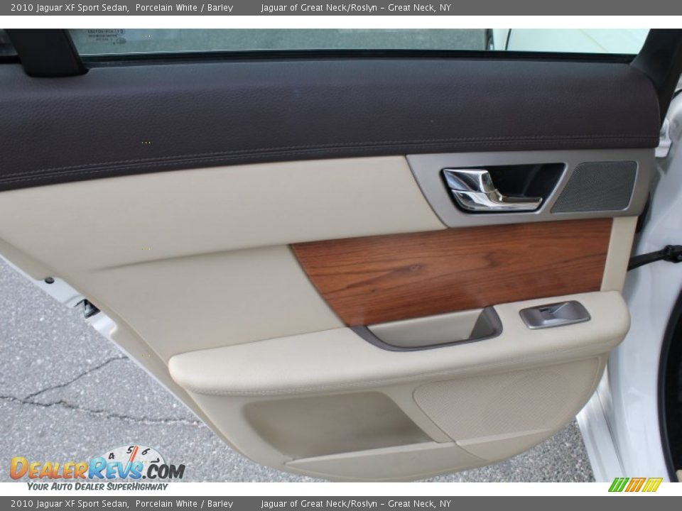2010 Jaguar XF Sport Sedan Porcelain White / Barley Photo #15