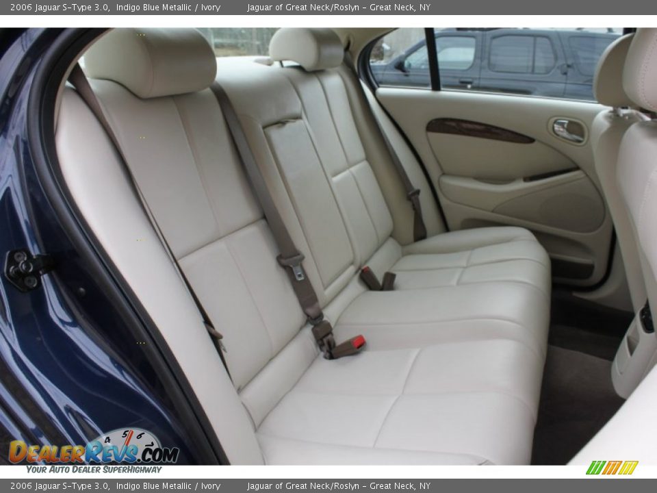 2006 Jaguar S-Type 3.0 Indigo Blue Metallic / Ivory Photo #13