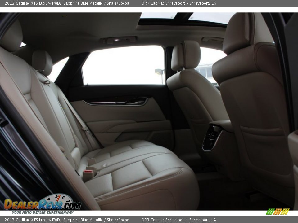 2013 Cadillac XTS Luxury FWD Sapphire Blue Metallic / Shale/Cocoa Photo #21