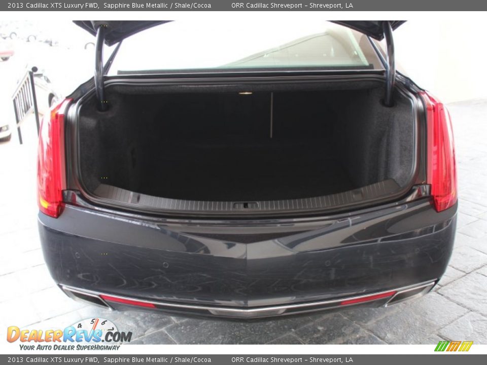 2013 Cadillac XTS Luxury FWD Sapphire Blue Metallic / Shale/Cocoa Photo #22