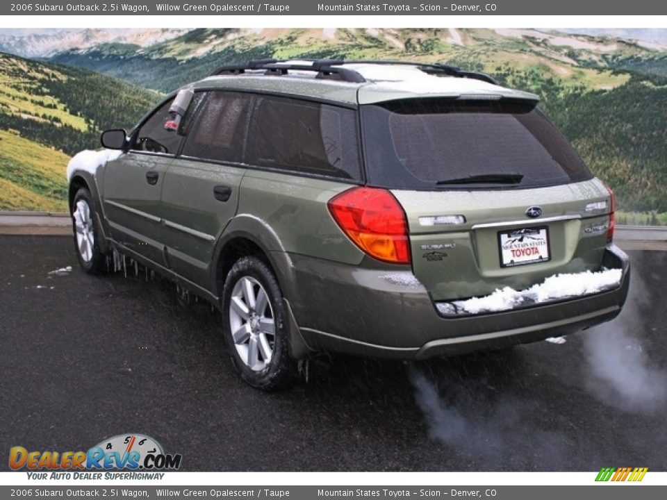 2006 Subaru Outback 2.5i Wagon Willow Green Opalescent / Taupe Photo #4