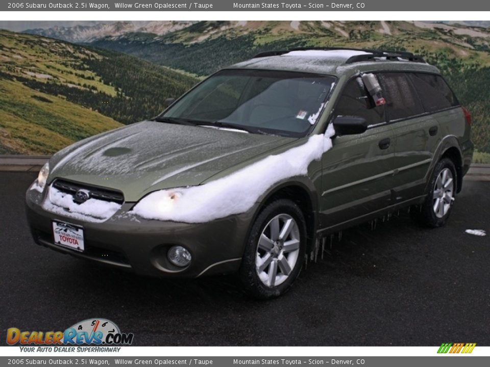 2006 Subaru Outback 2.5i Wagon Willow Green Opalescent / Taupe Photo #5